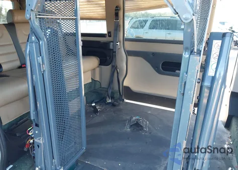 2017 Ram Promaster 1500 Low Roof 136 Wb z USA, uszkodzony, nr VIN 3C6TRVAG6HE516093